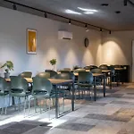 Myhotel *