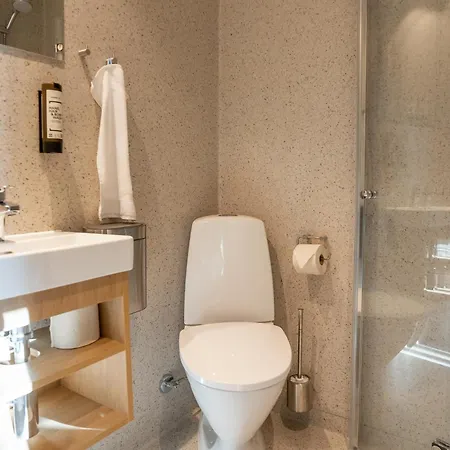 Myhotel *