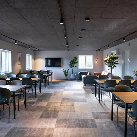 מלון Myhotel