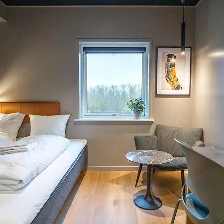 Myhotel * טסטורפ
