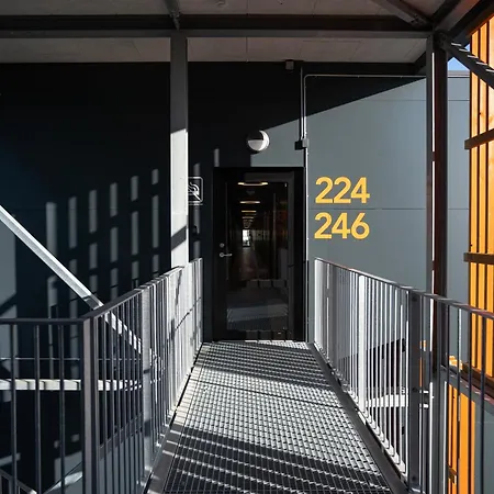 Myhotel טסטורפ