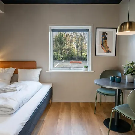 Myhotel ホテル ターストラップ